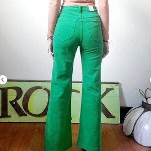 Rolla's Eastcoast Flares in Grass Corduroy